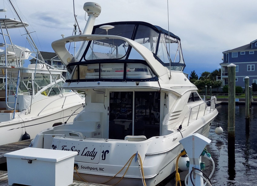 2001 Sea Ray 400 Sedan Bridge