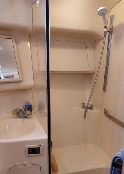 2001 Sea Ray 400 Sedan Bridge