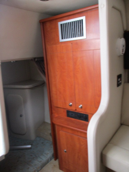 2007 Rinker Fiesta Vet