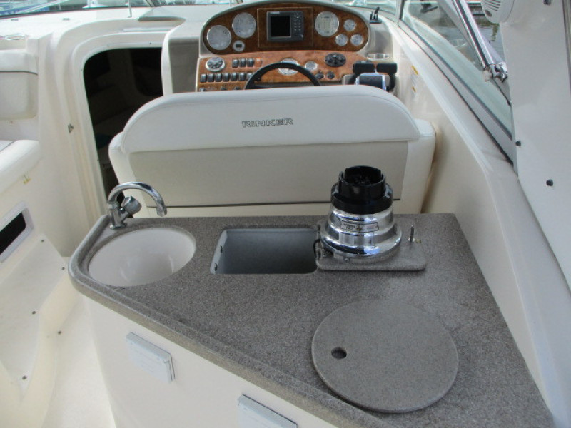 2007 Rinker Fiesta Vet