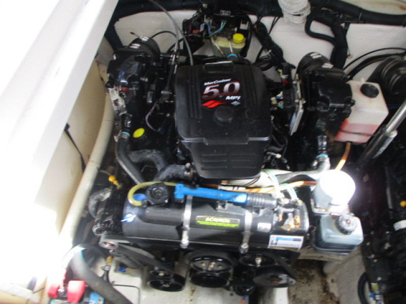 2007 Rinker Fiesta Vet