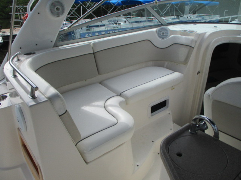 2007 Rinker Fiesta Vet
