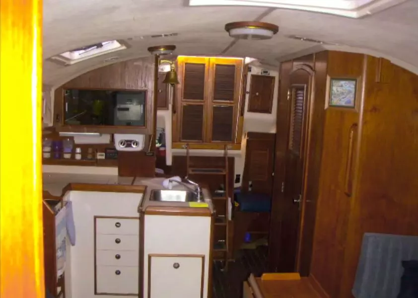1987 Nonsuch 36
