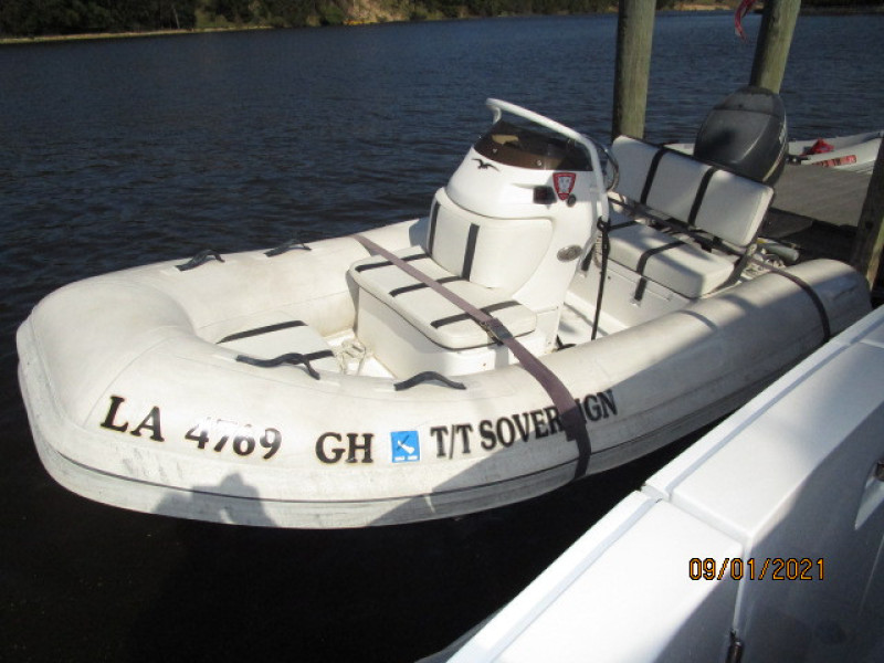43' Mainship tender1