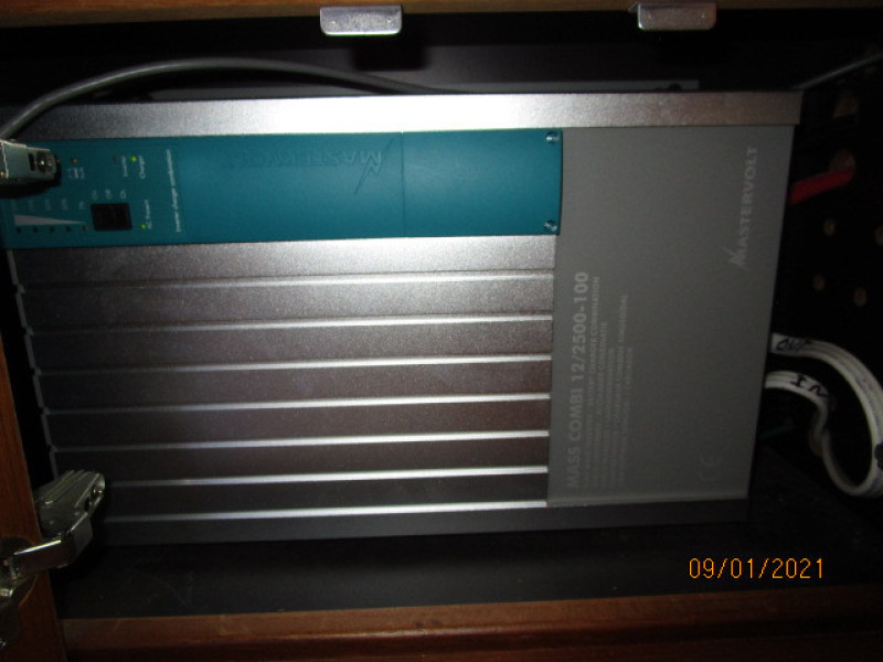 43' Mainship inverter