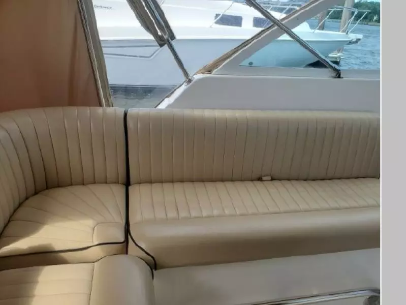 2005 Hunt Yachts Surf Hunter
