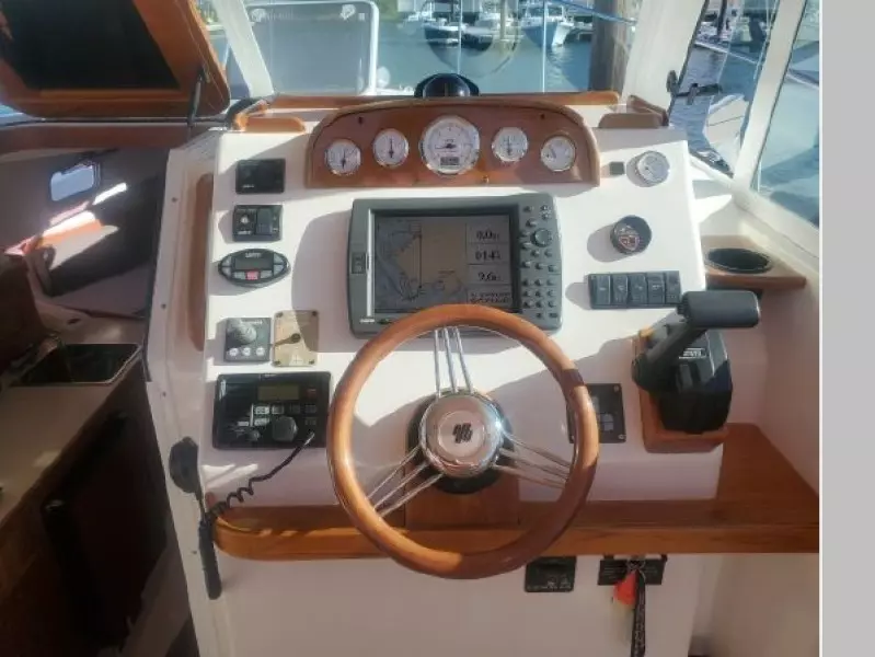 2005 Hunt Yachts Surf Hunter