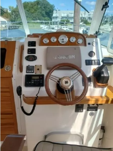 2005 Hunt Yachts Surf Hunter