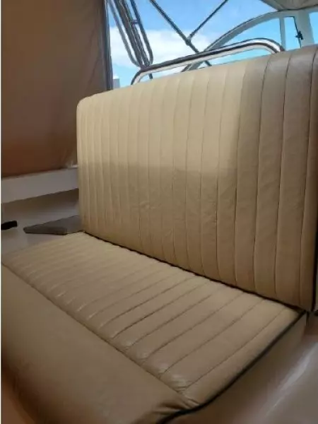 2005 Hunt Yachts Surf Hunter