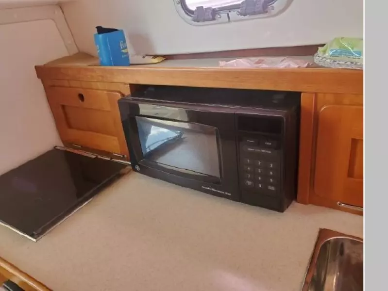 2005 Hunt Yachts Surf Hunter
