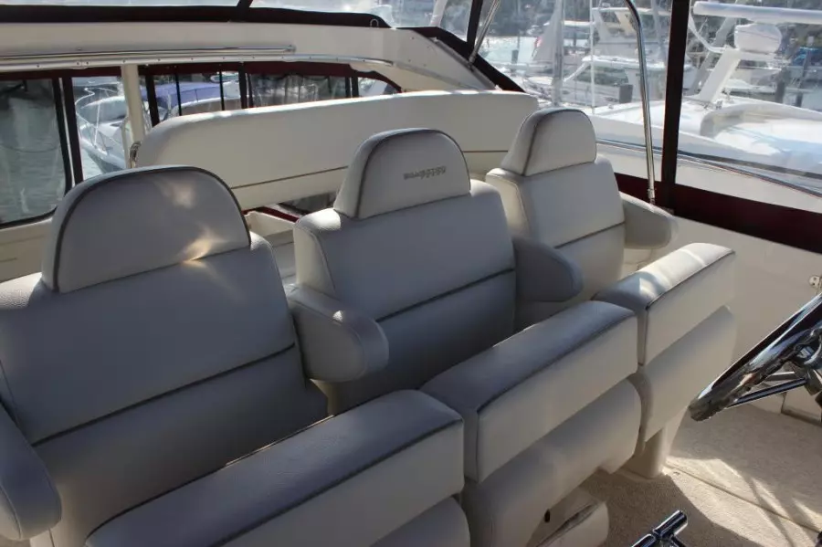 Helm Seating