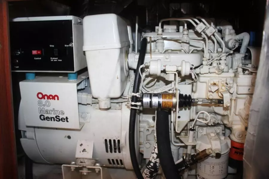 8 kW Onan