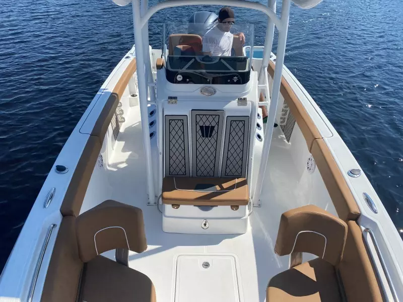 2021 Wellcraft 242 Fisherman