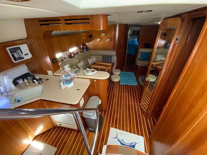 2000 Tiara Yachts 5200 Express