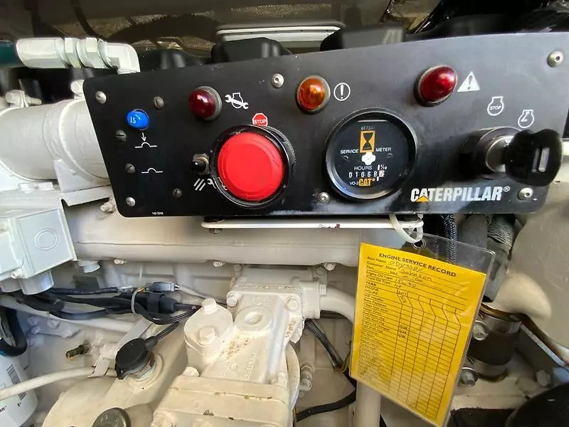 2000 Tiara Yachts 5200 Express