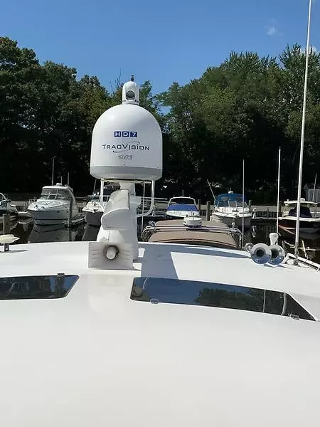 2000 Tiara Yachts 5200 Express