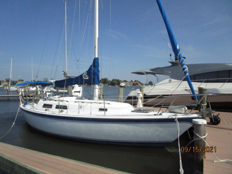 31' Cal starboard forward profile1