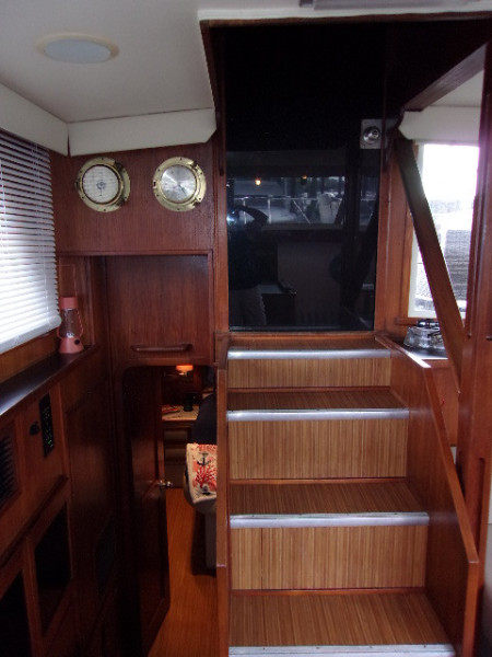 1985 Chris-Craft 425