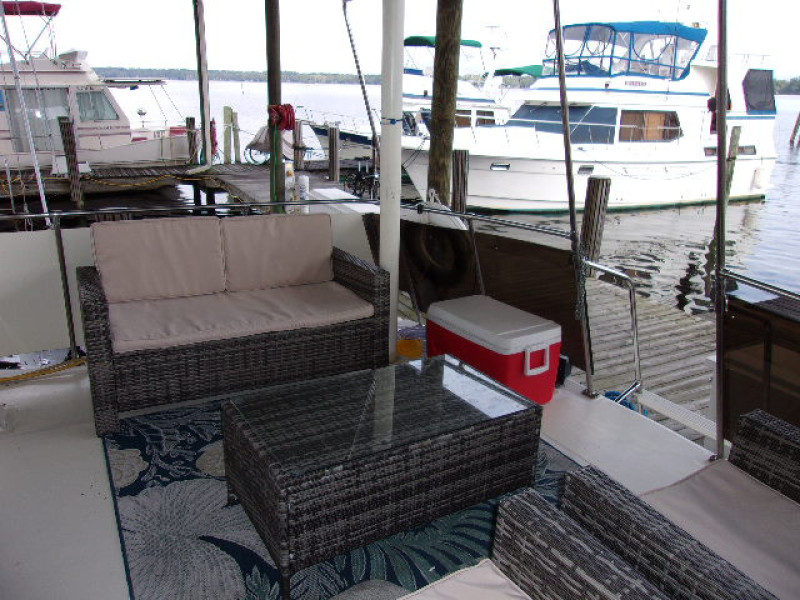 1985 Chris-Craft 425