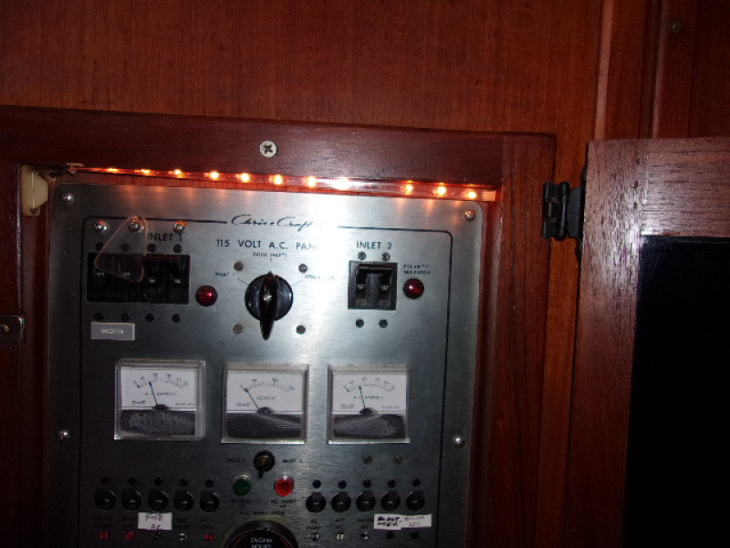 1985 Chris-Craft 425