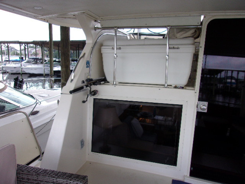 1985 Chris-Craft 425