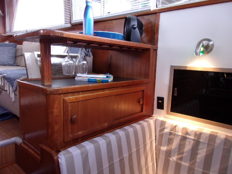 1985 Chris-Craft 425