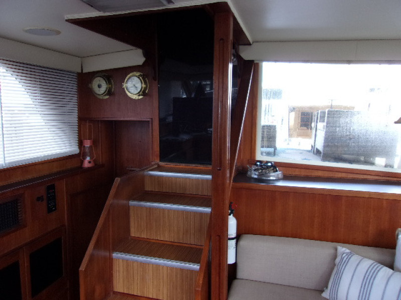 1985 Chris-Craft 425