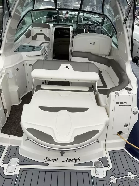 2013 Monterey 280 SCR