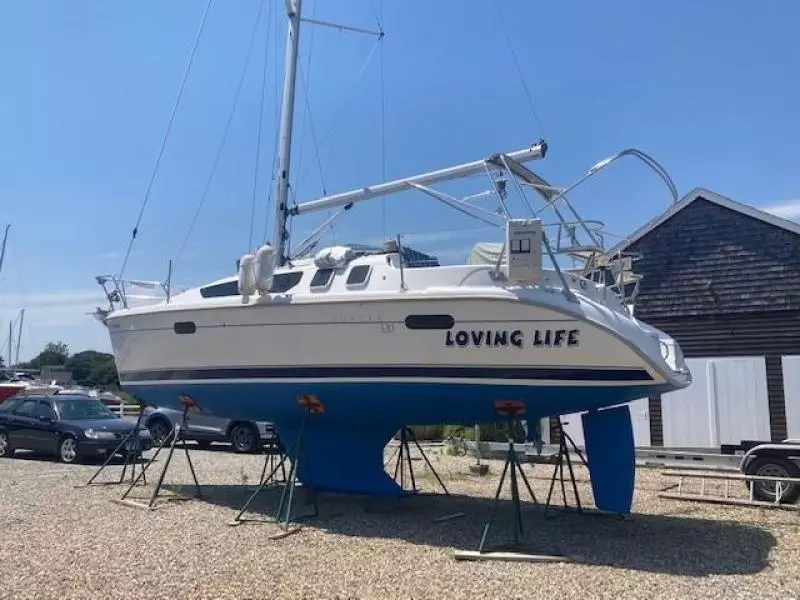 2001 Hunter 320