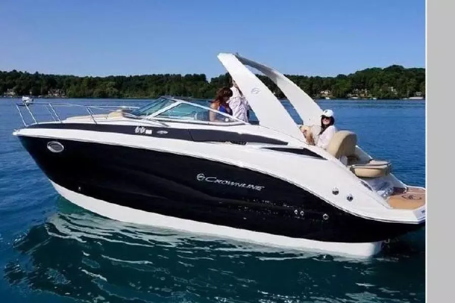 2019 Crownline 264 CR