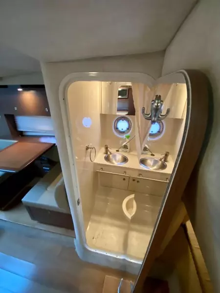 31ft Sea Ray Yacht For Sale