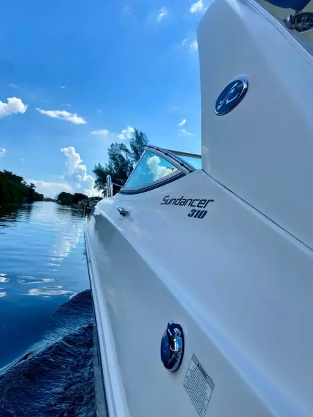 31ft Sea Ray Yacht For Sale