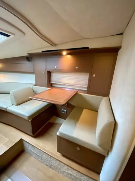 31ft Sea Ray Yacht For Sale