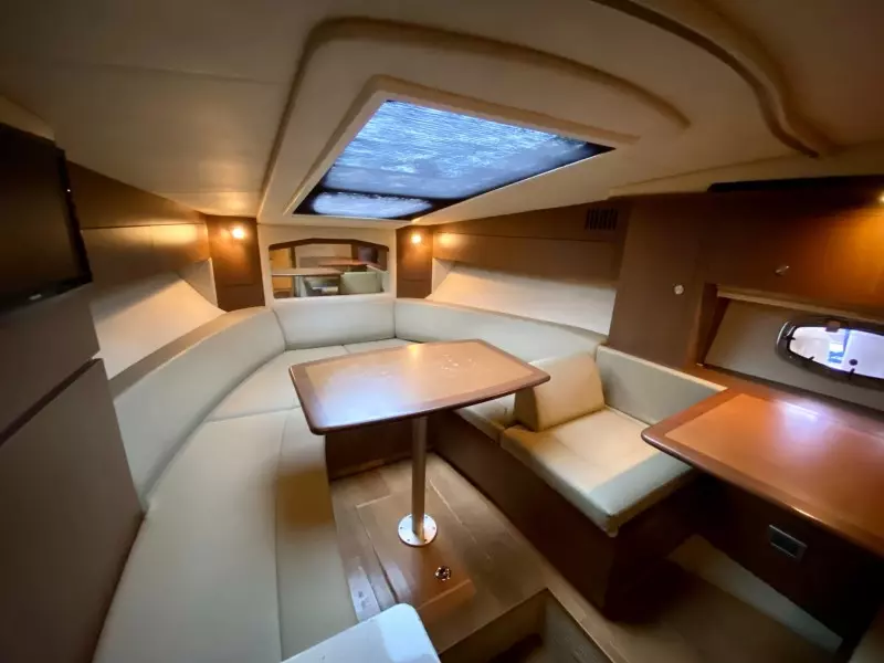 31ft Sea Ray Yacht For Sale