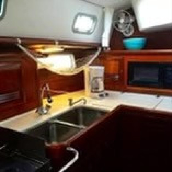 2000 Beneteau Oceanis