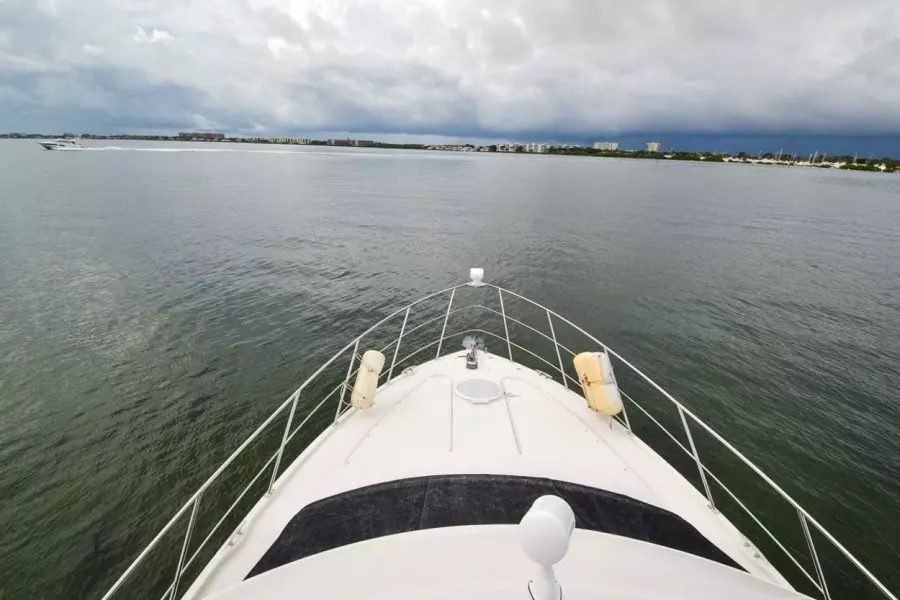 2007 Carver 42 SS