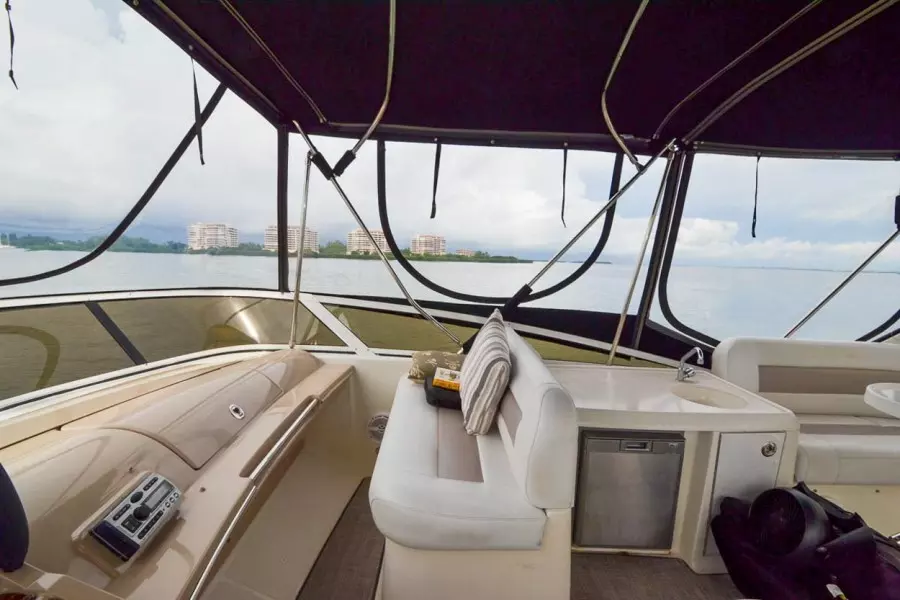 2007 Carver 42 SS