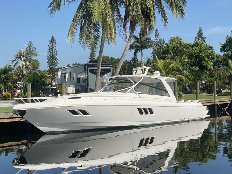 47' 2019 Intrepid 475 Sport Yacht