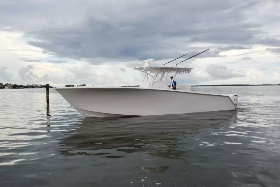 Comin in Reel Hot 35ft SeaHunter Yacht For Sale