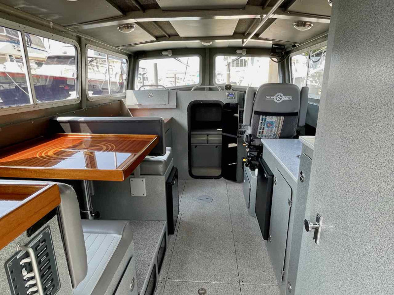 2018 Allied 32 Dominator