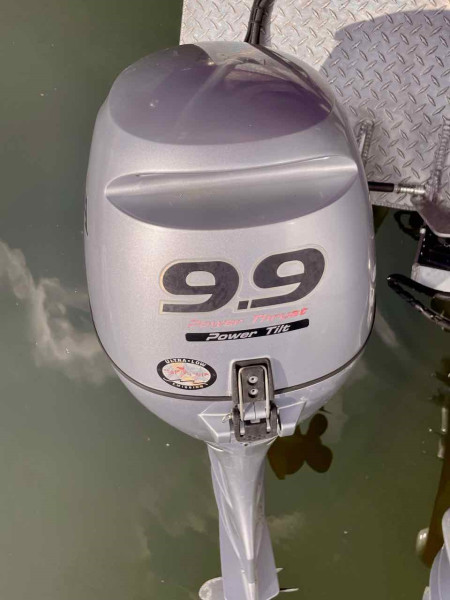 2018 Allied 32 Dominator