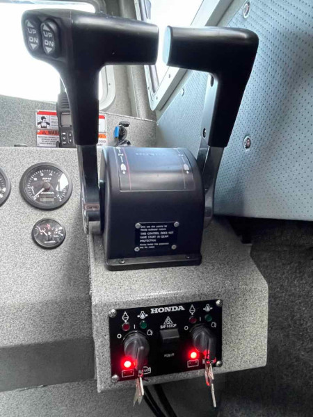 2018 Allied 32 Dominator