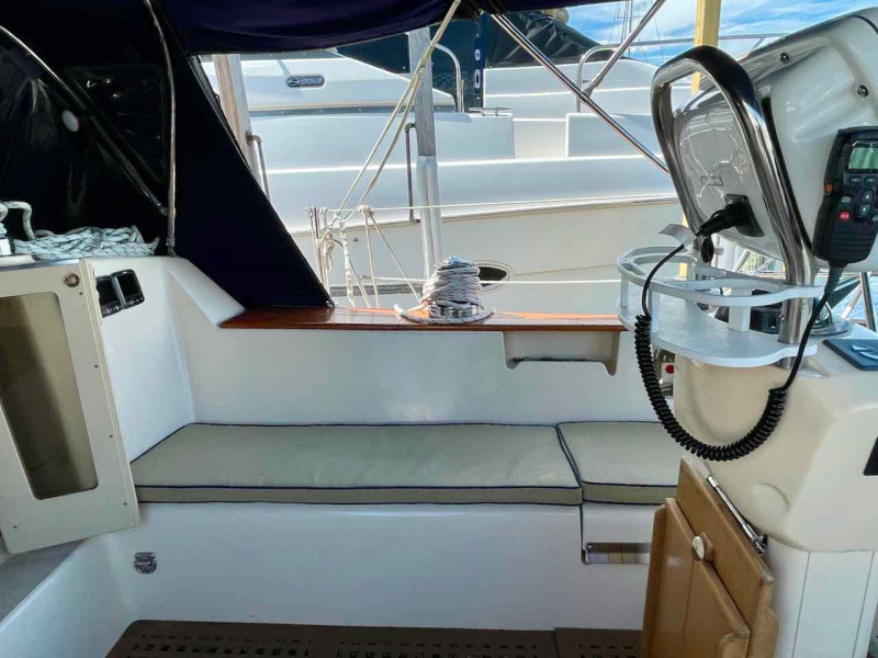 2001 Island Packet 380