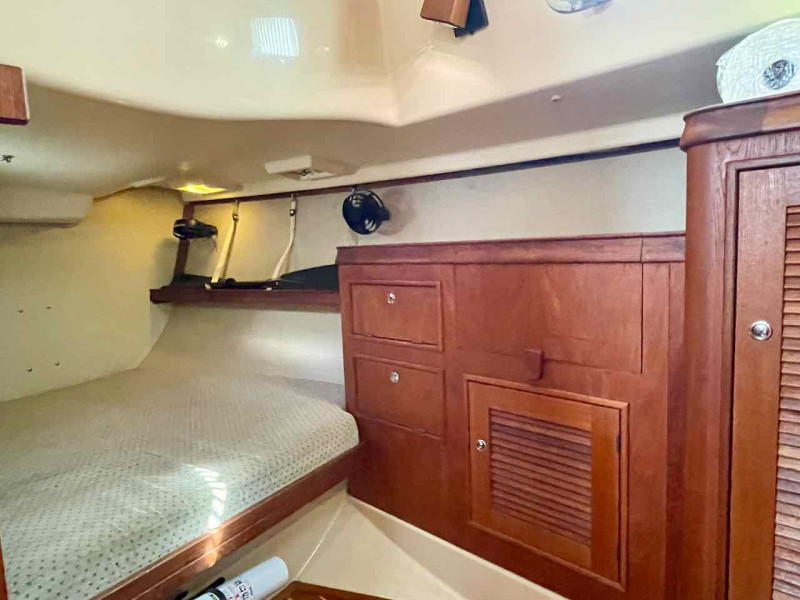 2001 Island Packet 380