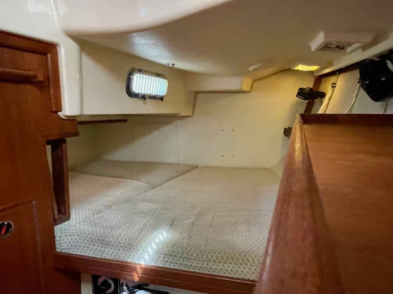 2001 Island Packet 380