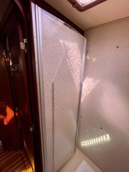 2001 Island Packet 380