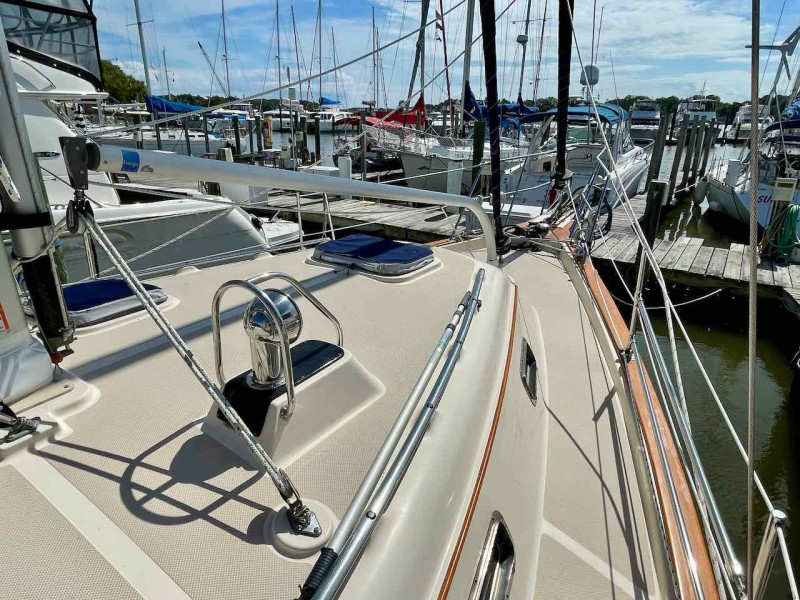2001 Island Packet 380