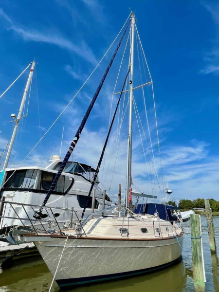 2001 Island Packet 380