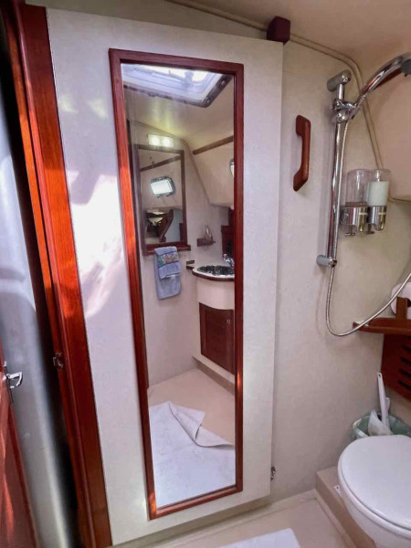 2001 Island Packet 380