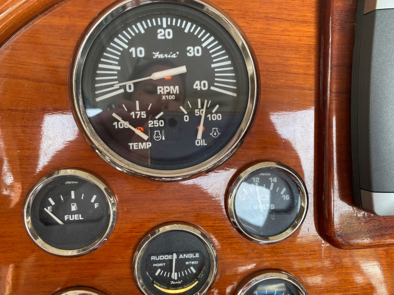 2003 Hinckley T29C